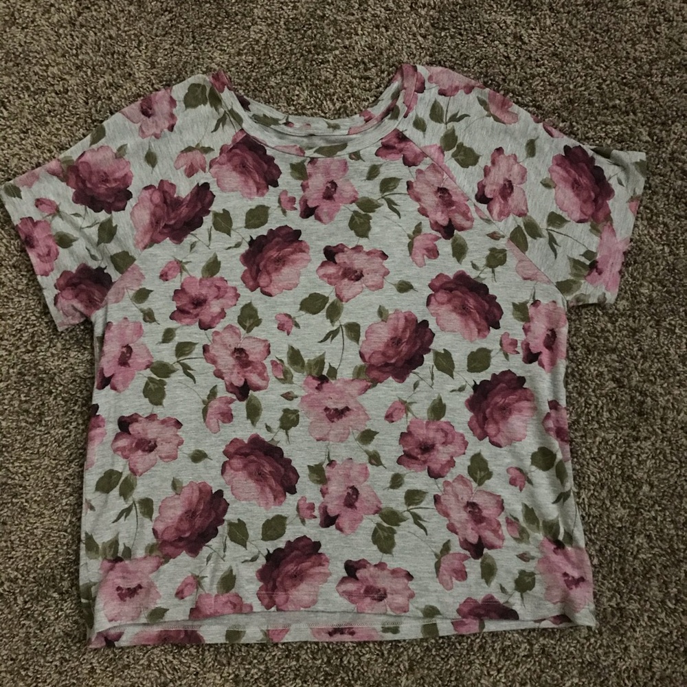 american eagle floral short sleeve shirt
